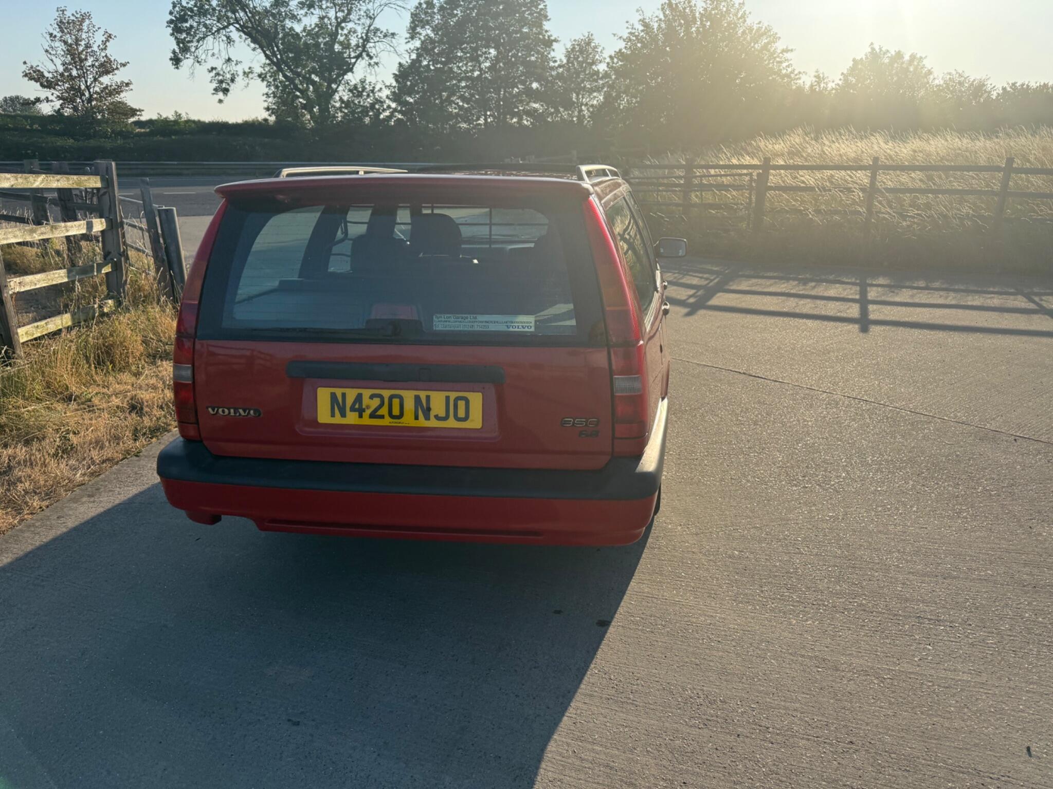 Volvo 850 2.5 20v GLT 5dr — photo 62 of 96
